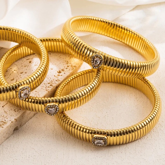 Flex Snake Pear Rhinestone Bracelet - Picture 3 of 3